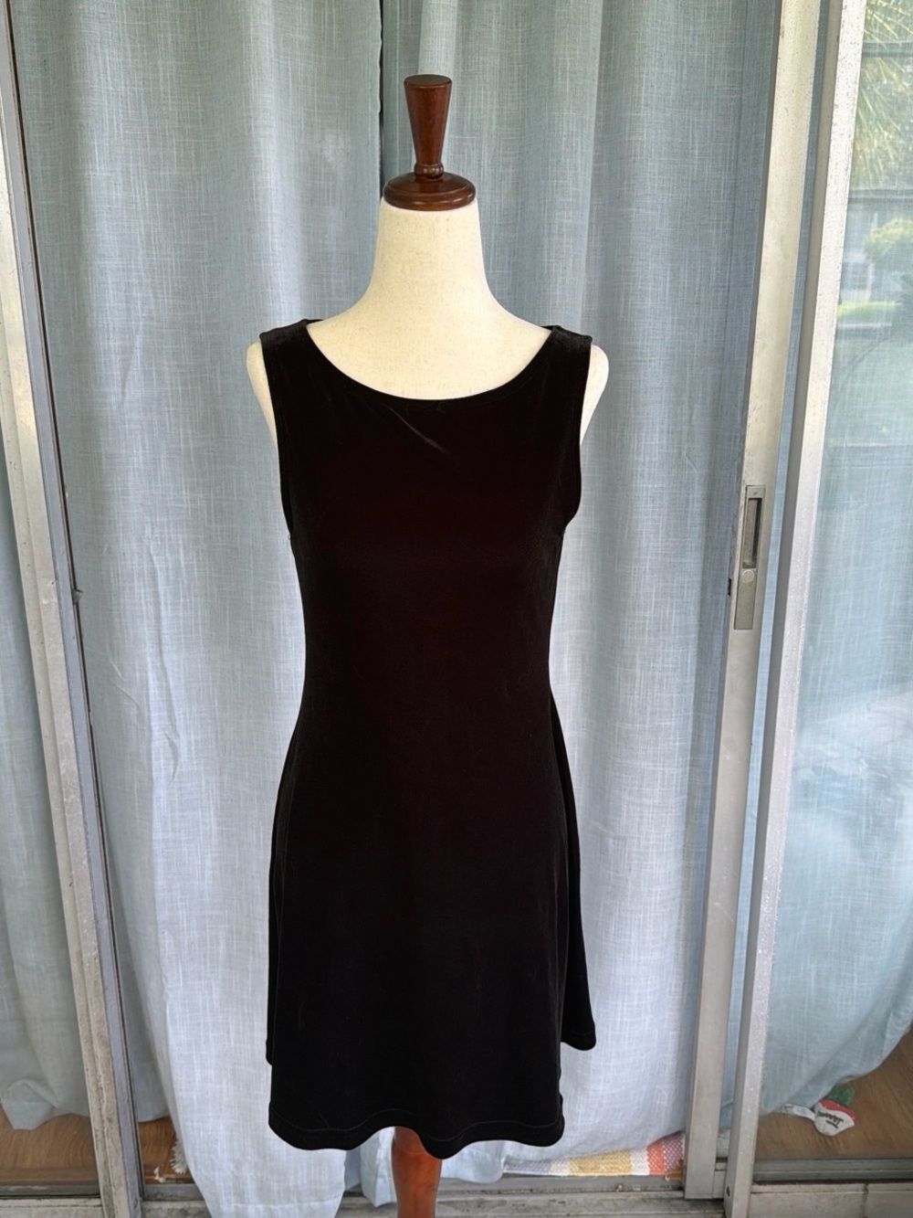 DKNY Black Sleeveless A-Line Dress